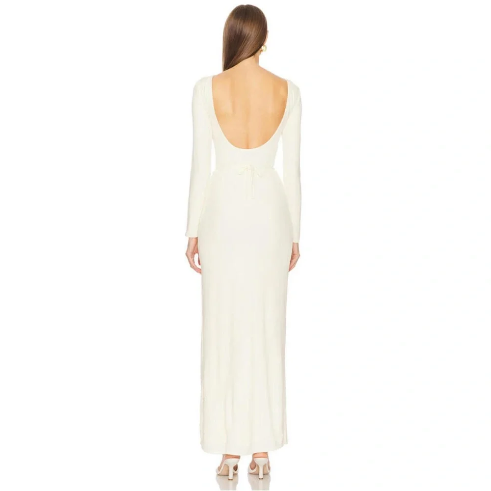 L'Academie Kirina Gown in Ivory - Picture 3 of 14